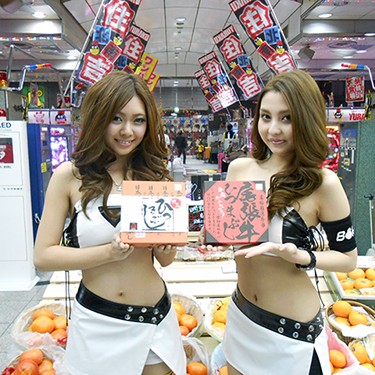 2013.03.15_sumiyoshi_blog_1 ボンバーガールと駅弁