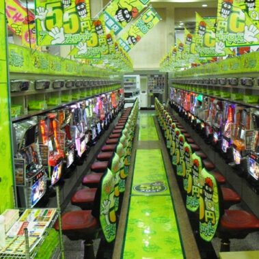 2013.04.19_higashihama_blog_1 新設北店の5スロコーナー