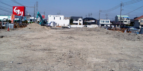 以前の写真を再び使用しております。(^_^;)