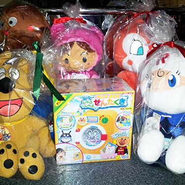 2013.07.17_ekimae_blog_1 アンパンマングッズ!