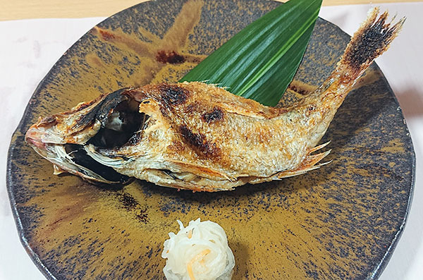 知多半田駅周辺にある日本料理『浜潮』