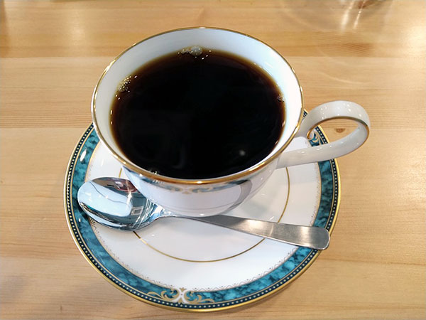 こだわりのコーヒー店が武豊町役場前にオープン！『自家焙煎CAFE香房』