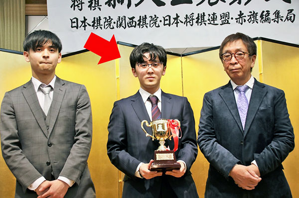 2022年度の将棋界、 藤井竜王（5冠）と若手棋士の挑戦に注目！！