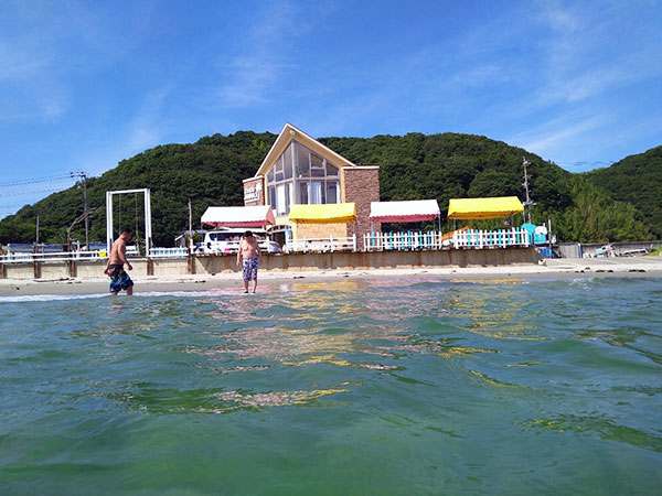 灼熱の真夏でもBBQが楽しめる♪南知多町山海にある目の前が海水浴場のビーチパーク　『ココジャングル』