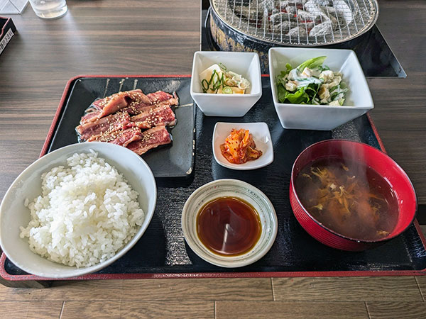 大府市の炭火で味わう焼肉屋さん『和田屋 がっちゃがちゃ おやじ店』