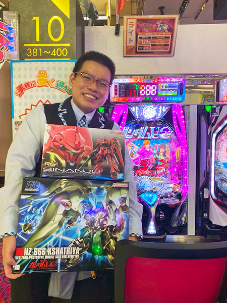 シナンジュとクシャトリアを持った榊原です！