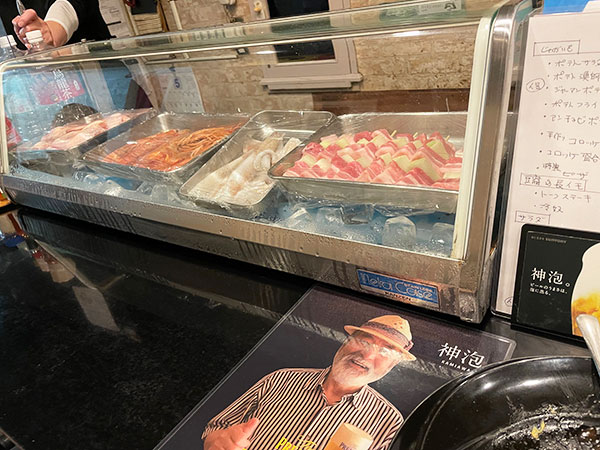 大府駅から徒歩2分！昼は本格サンドイッチ、夜はバーも営む地元から40年以上愛された老舗の喫茶店『ふらんす屋　蔵（くら）』