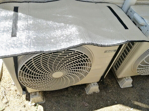 室外機
