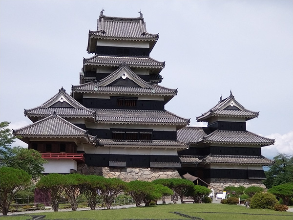松本城