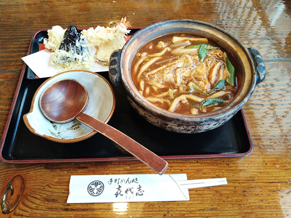 冬は味噌煮込うどん、夏は冷たいそばが人気！天ぷらもサクサク美味しい、東海市にある手打めん処『喜代志』