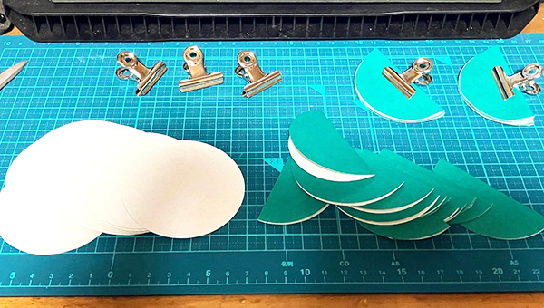 サークルカッターで切った物 サークルカッターで切った物