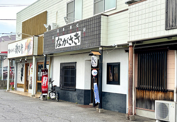 斜めからの外観 斜めからの外観