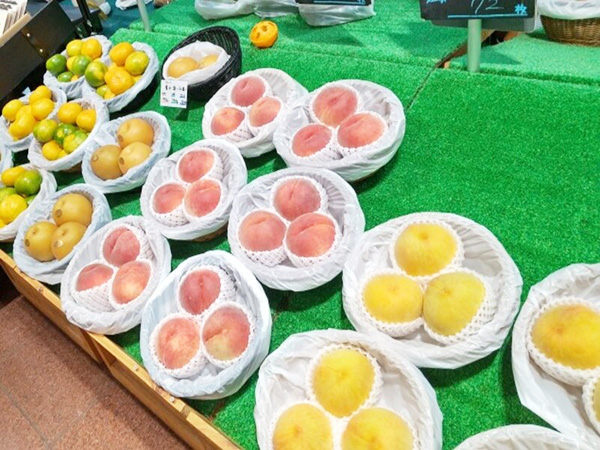 果物売り場④