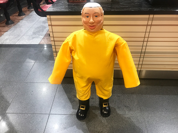 整形したらやりすぎた!もはや別人で卍 整形したらやりすぎた!もはや別人で卍