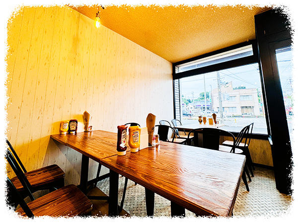 おしゃれでいて落ち着く店内① おしゃれでいて落ち着く店内①