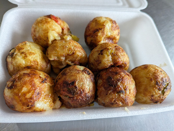 外はカリッ・中はフワトロ！知多市新舞子の昔ながらのたこ焼き屋さん『たこ焼き たけちゃん』