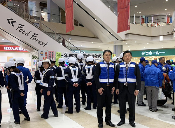 若い!若すぎます! 若い!若すぎます!